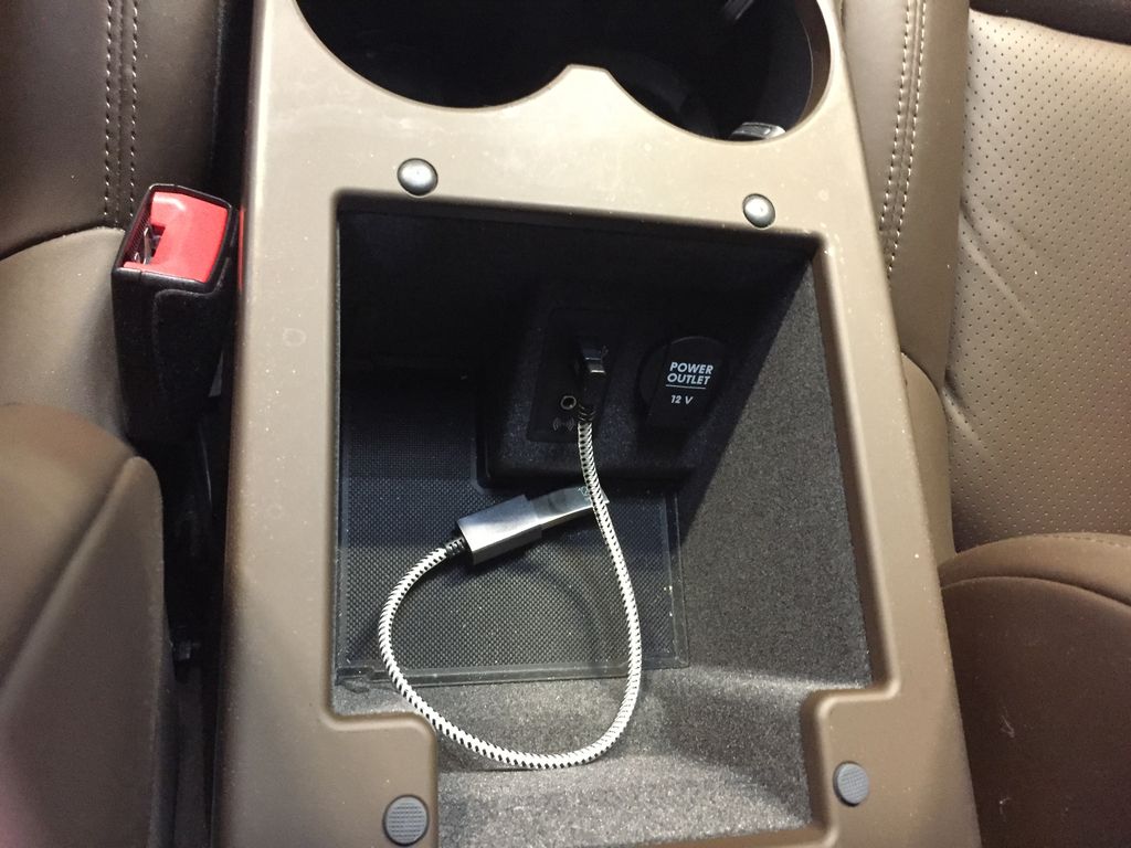 2020 Macan USB port question Porsche Macan Forum